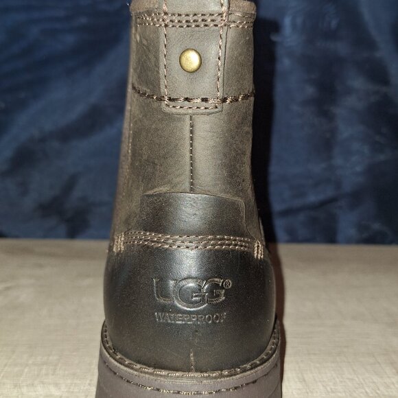 UGG Australia Men's Runyon Lined Chelsea Boot - Picture 10 of 10